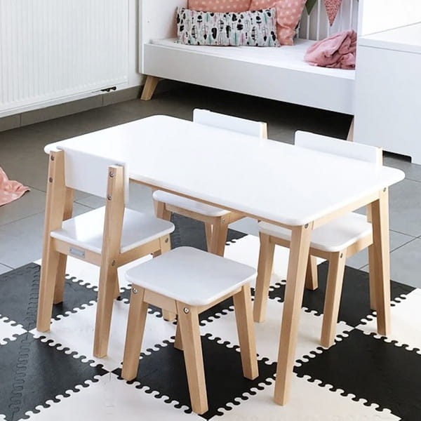 Mesa de juego rectangular Ivars - Bopita. Muebles infantiles modernas
